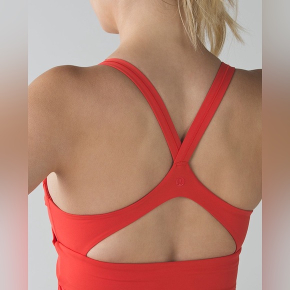 Lululemon Wrap It Up Tank in Alarming Size 6 - Picture 4 of 7